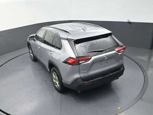 Used 2025 Toyota RAV4 XLE AWD/4WD image 27