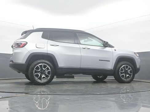 Used 2024 Jeep Compass Trailhawk w/ Sun and Sound Group AWD/4WD image 52