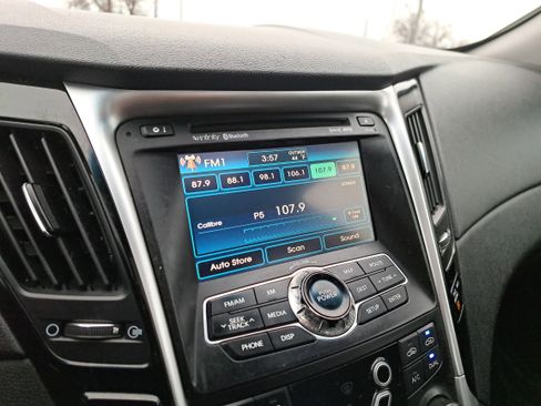 Used 2011 Hyundai Sonata Limited w/ Navigation Pkg 5 image 22