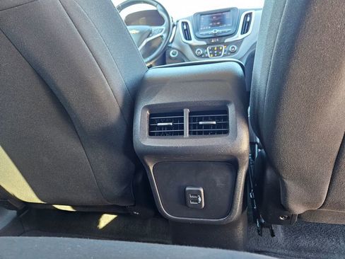 Used 2024 Chevrolet Equinox LT image 34