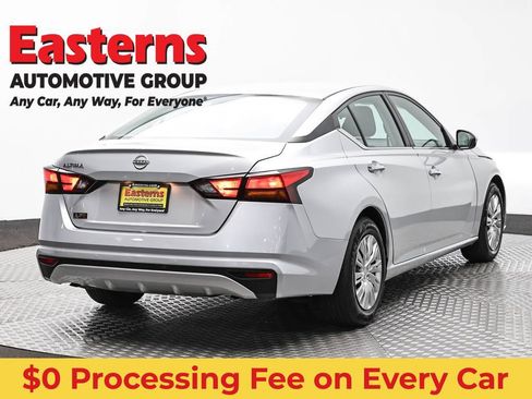 Used 2023 Nissan Altima 2.5 S FWD image 5