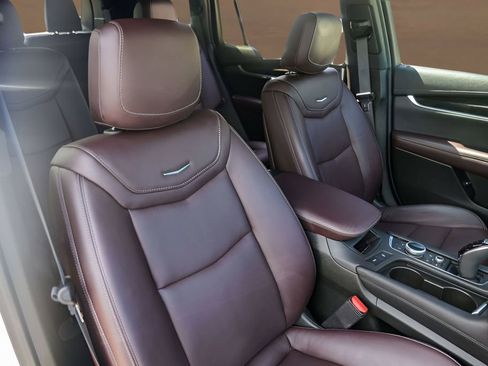 Certified 2024 Cadillac XT6 Premium Luxury w/ LPO, Floor Liner Package image 34