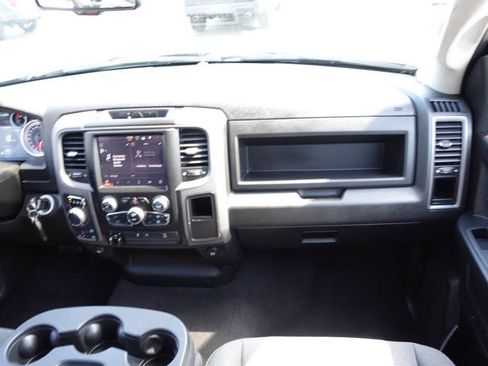 Used 2022 RAM 1500 Express w/ Wheel & Sound Group AWD/4WD image 37