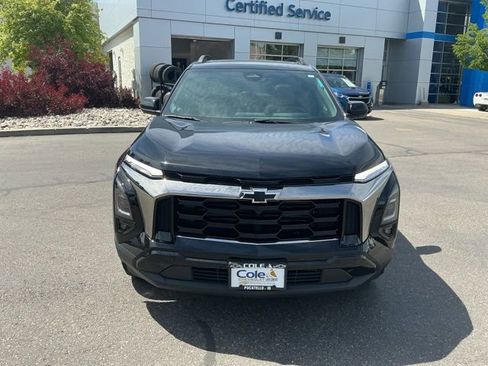 Used 2025 Chevrolet Equinox ACTIV w/ Safety and Technology Package AWD/4WD image 5