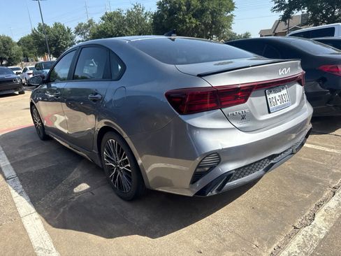 Used 2022 Kia Forte GT-Line w/ GT-Line Premium Package FWD image 4