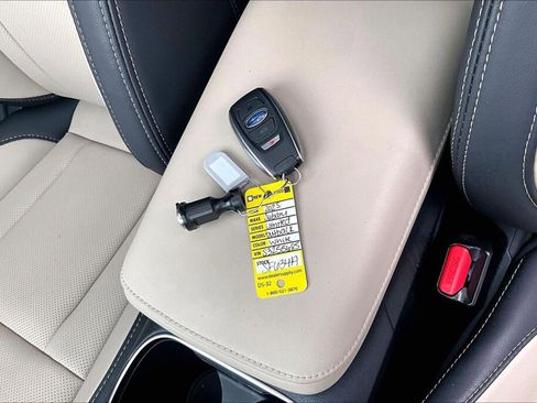 Certified 2025 Subaru Outback Limited XT image 18