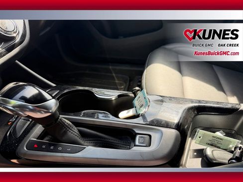 Used 2025 Buick Envista Sport Touring w/ Convenience I Package FWD image 19