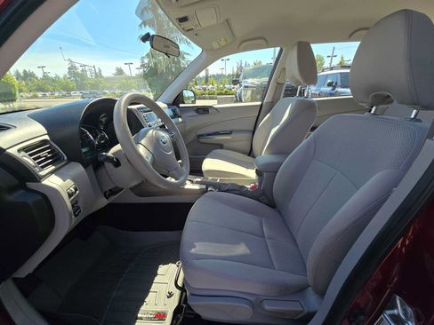 Used 2012 Subaru Forester 2.5X w/ Alloy Wheel Pkg AWD/4WD image 21