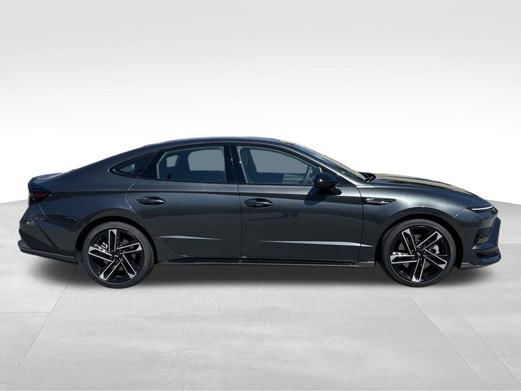 New 2026 Hyundai Sonata N Line FWD image 8