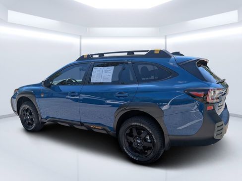 Certified 2025 Subaru Outback Wilderness w/ Wilderness Package image 5