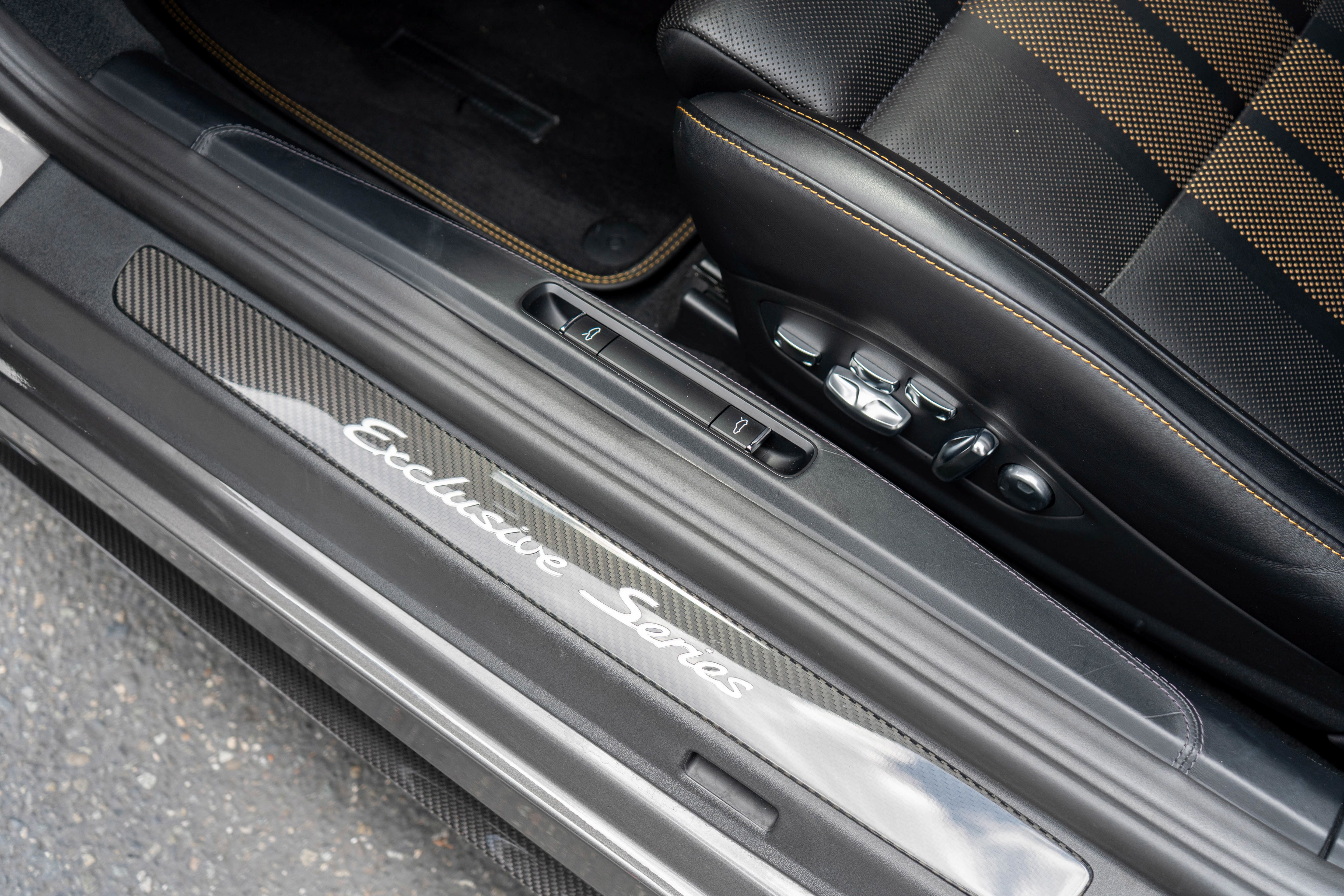 Used 2019 Porsche 911 Turbo S AWD/4WD image 13