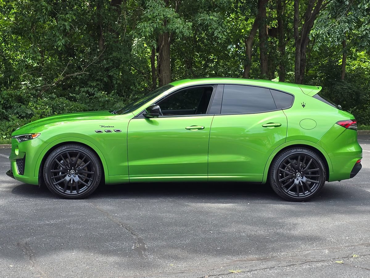 Used 2023 Maserati Levante Modena AWD/4WD image 3