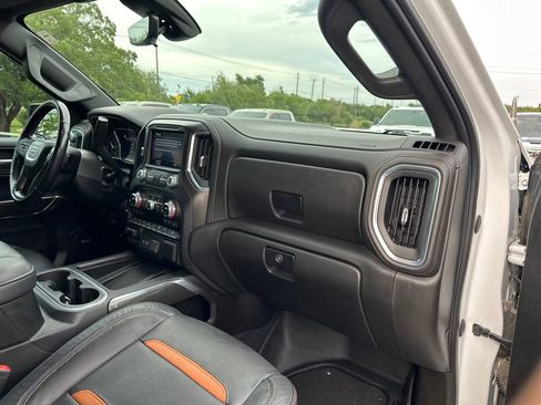 Used 2021 GMC Sierra 1500 AT4 w/ AT4 Premium Package AWD/4WD image 36