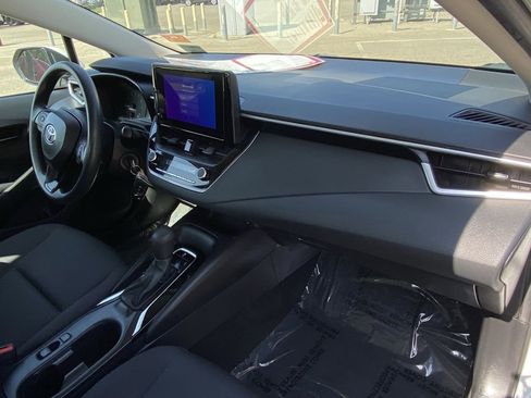 Certified 2024 Toyota Corolla LE image 18