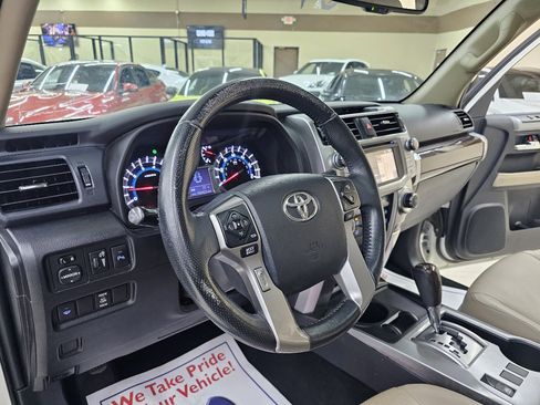 Used 2016 Toyota 4Runner Limited image 19
