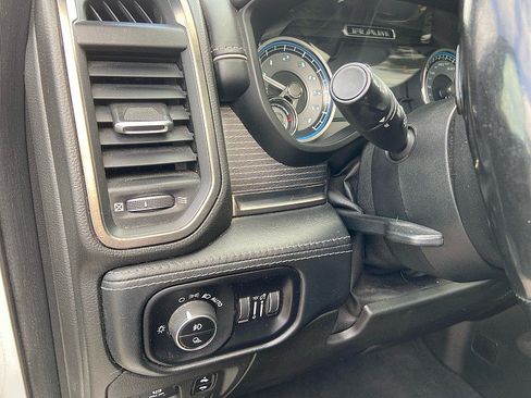 Used 2019 RAM 1500 Limited w/ Advanced Safety Group AWD/4WD image 12