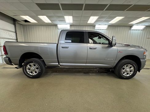 Used 2024 RAM 2500 Laramie AWD/4WD image 5