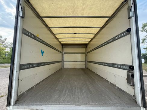 Used 2019 Ford Transit 350 156 DRW RWD image 8
