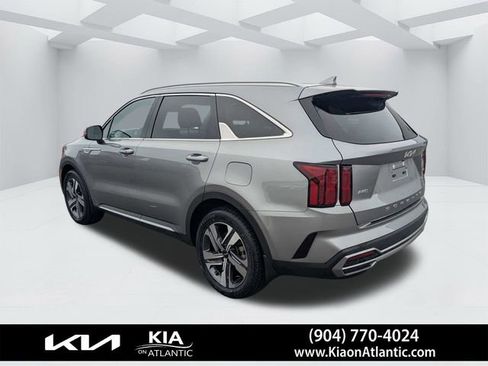 Used 2022 Kia Sorento SX image 5