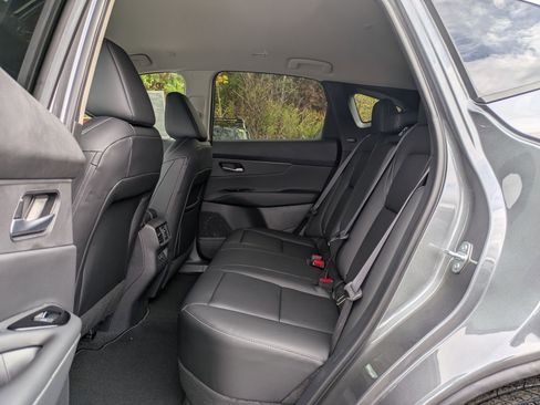 New 2026 Nissan Murano SV image 9