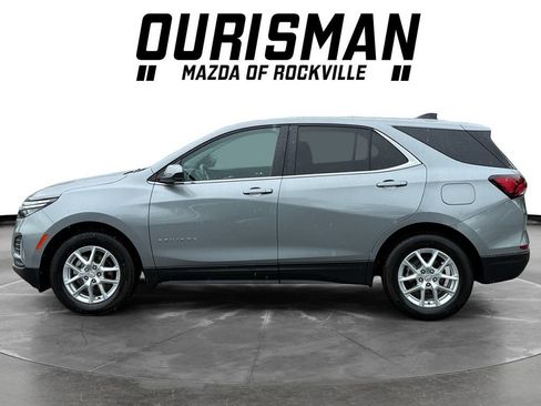 Used 2024 Chevrolet Equinox LT FWD image 3