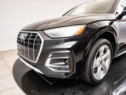Used 2021 Audi Q5 Prestige w/ Prestige Package AWD/4WD image 3