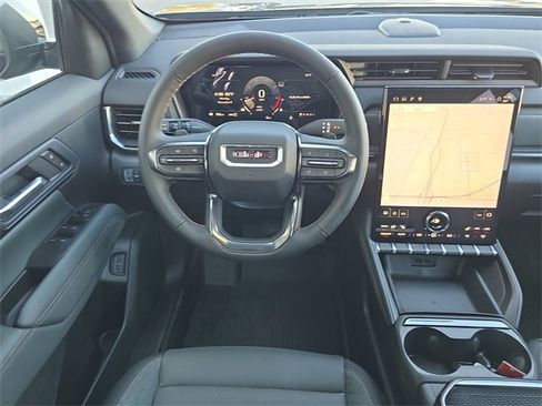 New 2026 GMC Terrain AT4 w/ Technology Package II image 13