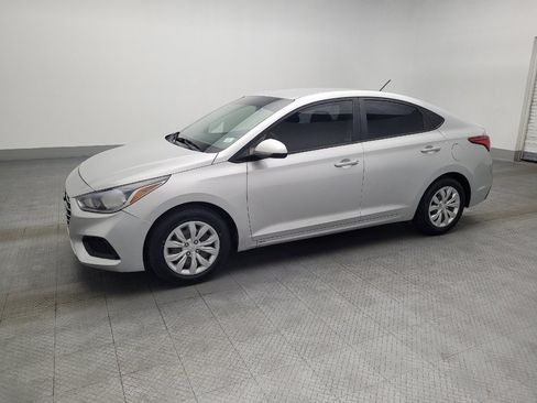 Used 2020 Hyundai Accent SE image 2