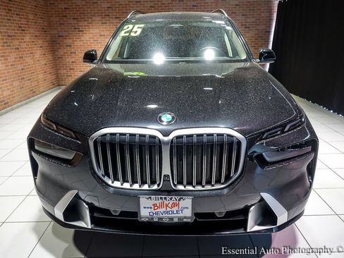 Used 2025 BMW X7 xDrive40i w/ Premium Package AWD/4WD image 7