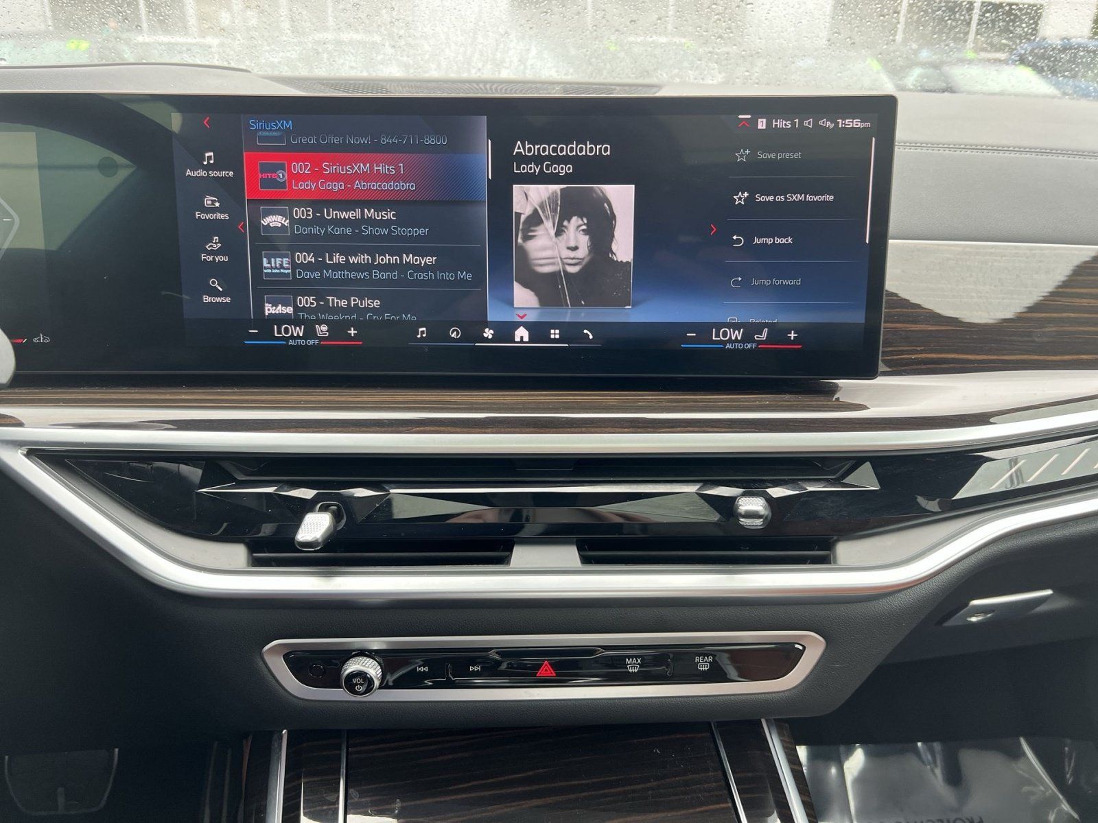 Used 2024 BMW X7 M60i w/ Executive Package AWD/4WD image 18