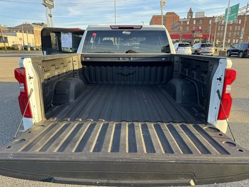 Certified 2024 Chevrolet Silverado 1500 RST image 9