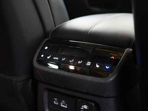 Used 2024 INFINITI QX60 Sensory image 14