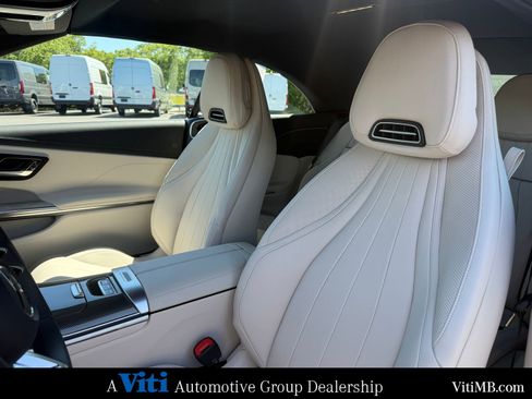 Certified 2025 Mercedes-Benz CLE 53 AMG 4MATIC Cabriolet image 22