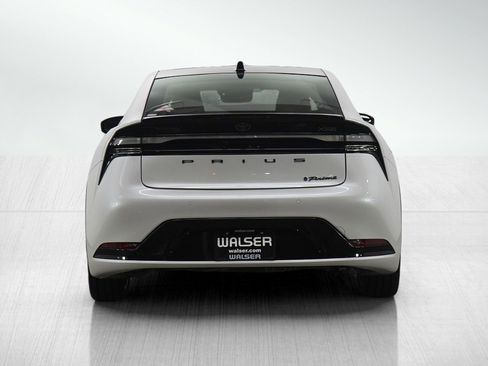 Used 2023 Toyota Prius Prime Premium image 4