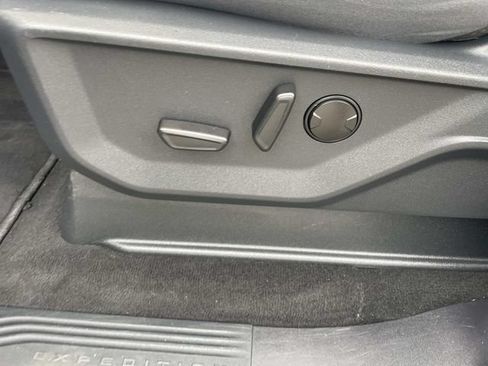 Certified 2025 Ford Expedition Max Active AWD/4WD image 21