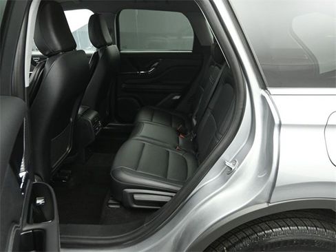 Certified 2022 Lincoln Corsair Standard w/ Equipment Group 101A image 21