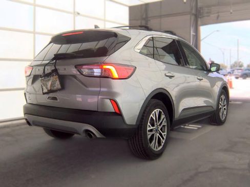 Used 2021 Ford Escape SEL FWD image 4