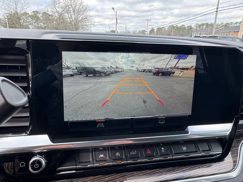 Used 2022 GMC Sierra 1500 Elevation image 27