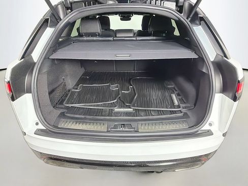 Certified 2023 Land Rover Range Rover Velar R-Dynamic S AWD/4WD image 28