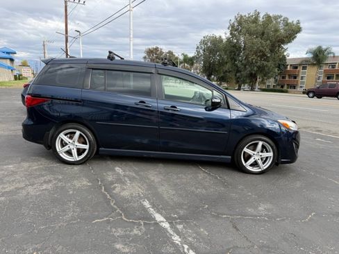 Used 2014 MAZDA MAZDA5 Grand Touring FWD image 5