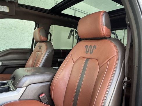 Used 2019 Ford F250 King Ranch w/ King Ranch Ultimate Package AWD/4WD image 15