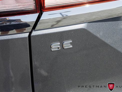 Used 2024 Volkswagen Atlas SE AWD/4WD image 39
