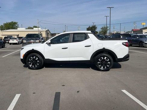 New 2026 Hyundai Santa Cruz SE FWD image 8