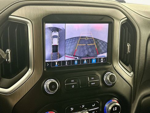 Used 2022 GMC Sierra 2500 Denali w/ Denali Black Diamond Edition image 20