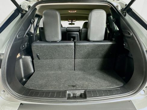 Used 2024 Mitsubishi Outlander SE AWD/4WD image 29