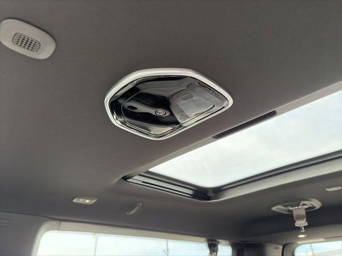 New 2026 Jeep Grand Wagoneer L 4WD image 19