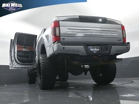 Used 2021 Ford F250 Platinum w/ FX4 Off-Road Package AWD/4WD image 30