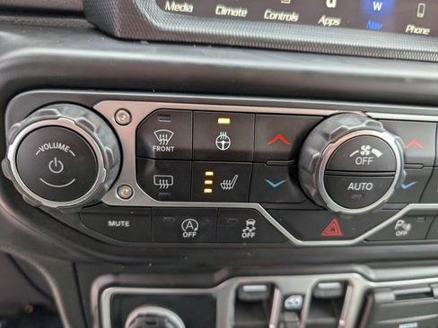 Used 2021 Jeep Gladiator Mojave image 5