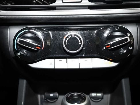 Used 2023 Hyundai Kona SEL image 25