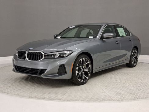 New 2026 BMW 330i Sedan w/ Premium Package RWD image 33